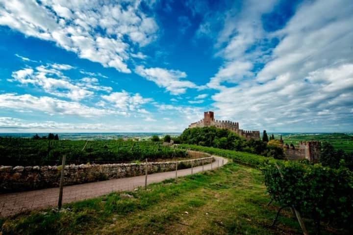 Borgoantico Affittacamere Соаве Екстериор снимка