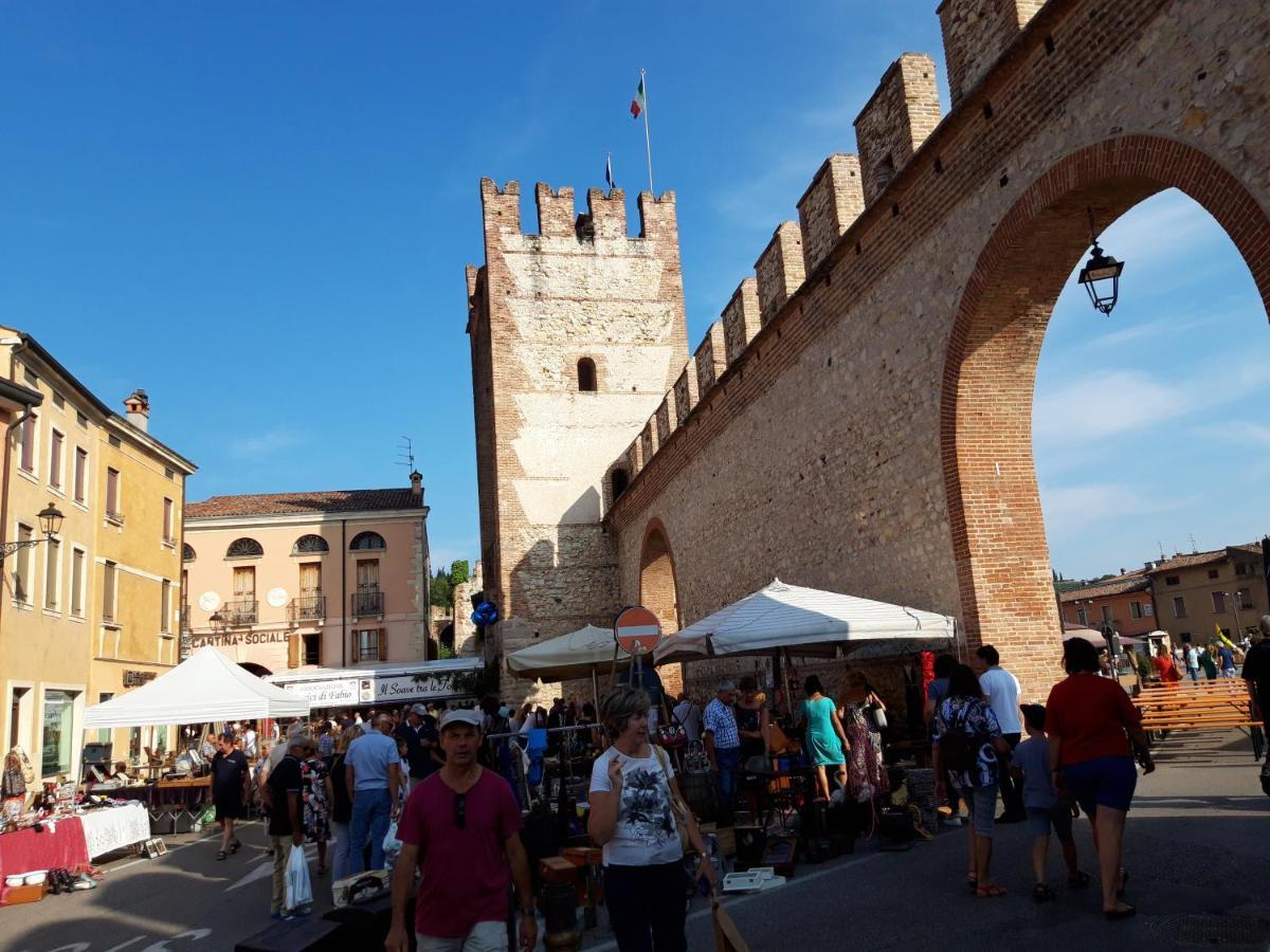 Borgoantico Affittacamere Соаве Екстериор снимка
