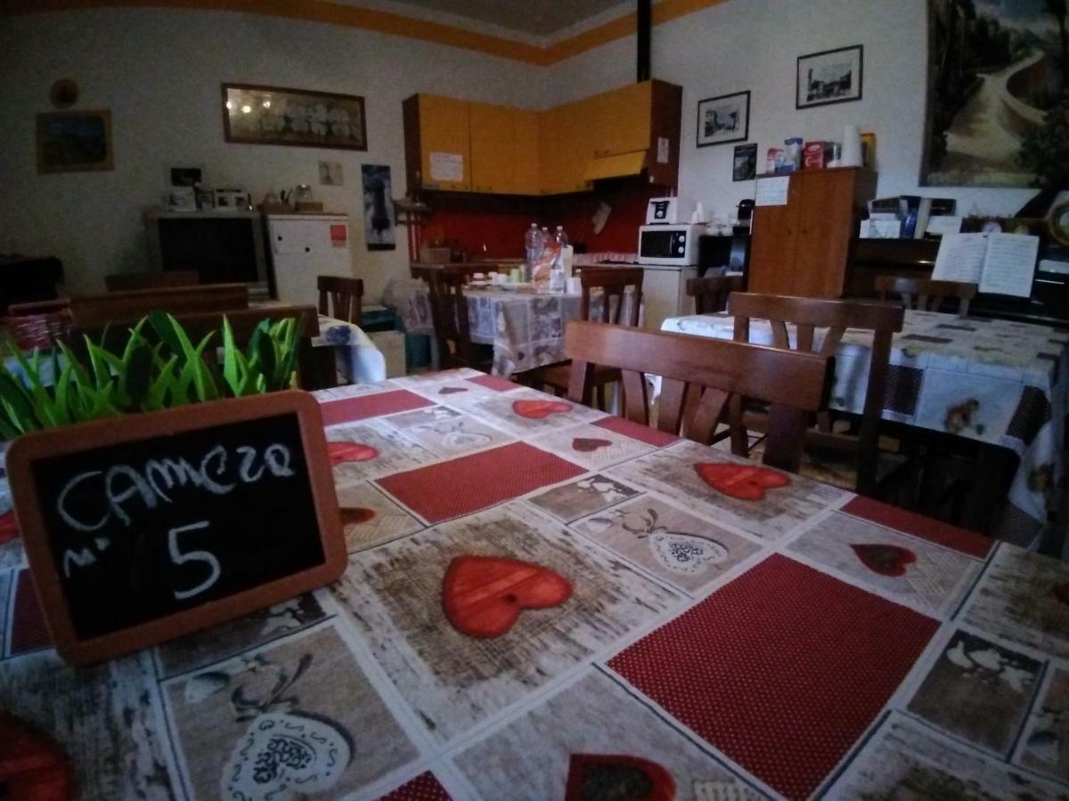 Borgoantico Affittacamere Соаве Екстериор снимка